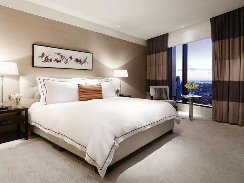 Crown Towers Melbourne Hotel Exterior photo A bedroom at The Ritz-Carlton, Downtown, Los Angeles